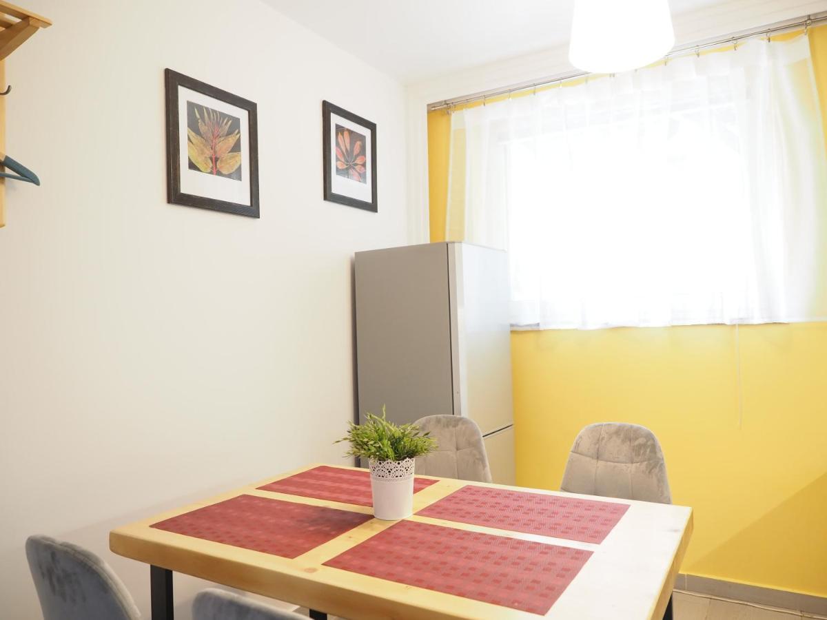 Adobe Apartment - Przytulny I Free Parking Wroclaw Dış mekan fotoğraf
