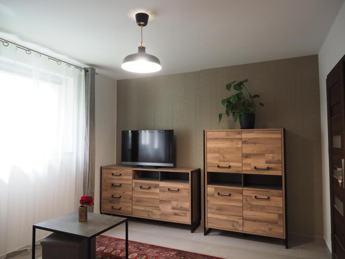 Adobe Apartment - Przytulny I Free Parking Wroclaw Dış mekan fotoğraf