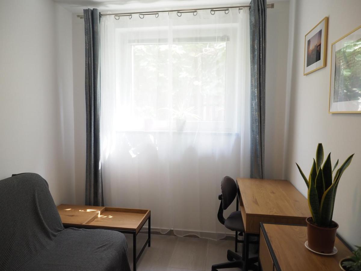 Adobe Apartment - Przytulny I Free Parking Wroclaw Dış mekan fotoğraf